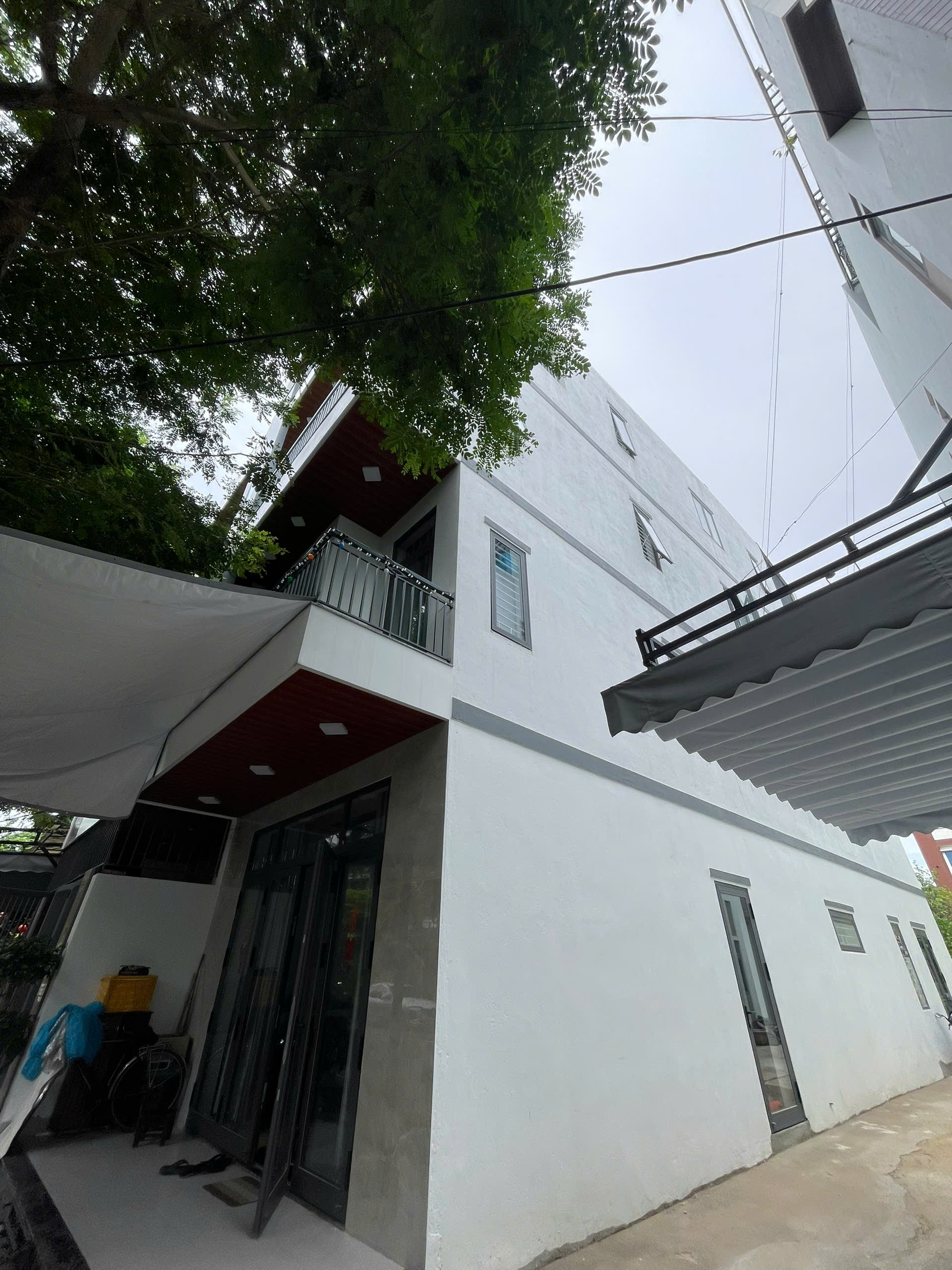 NHÀ Mặt tiền 4 tầng NGUYỄN QUANG DIỆU- HÒA XUÂN – 385M² SÀN – 7 CĂN HỘ